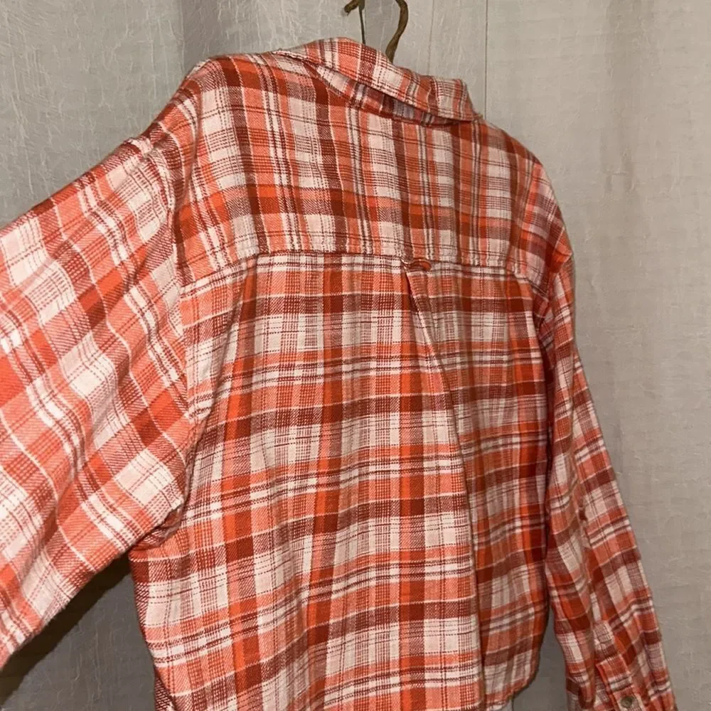AE L Gorgeous Orange Plaid High Low Cropped Flannel Shirt Distressed Elbows